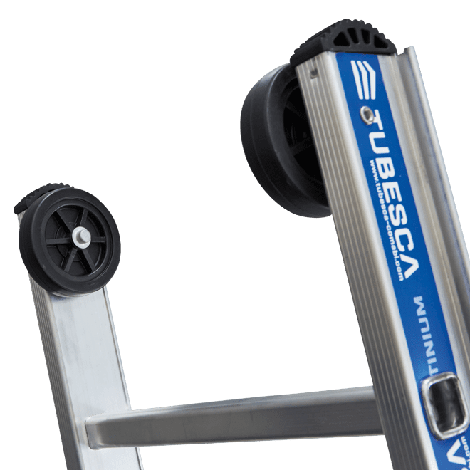 Opsteekladder 2 x 8 treden met stabilisatiebalk